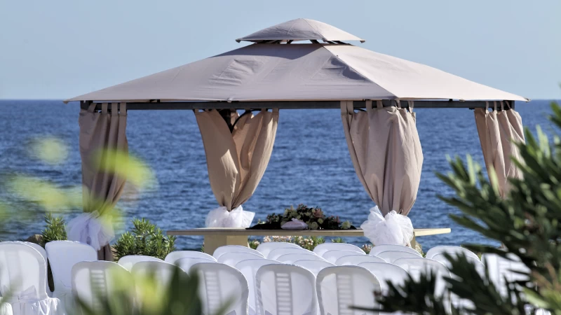 Leonardo Crystal Cove Hotel & Spa by the Sea - טקס מרגש בעירייה או במלון