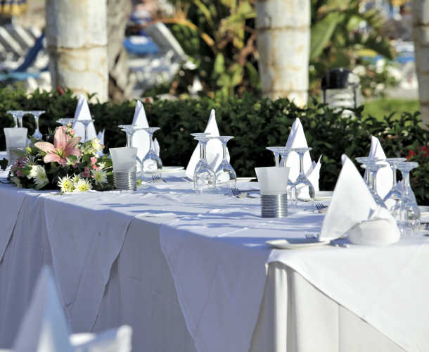 Leonardo Plaza Cypria Maris Beach Hotel & Spa - טעמים של אהבה: אוכל משובח בכל סגנון
