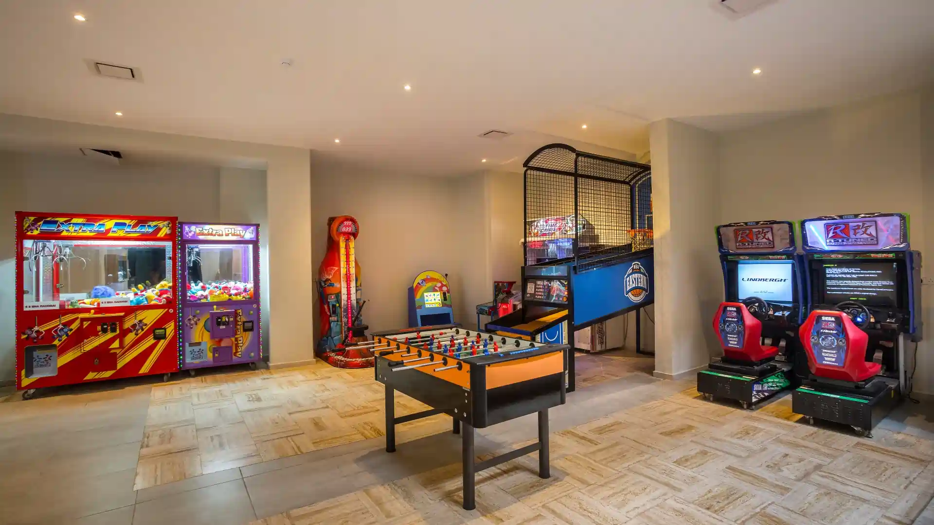 Photo Gallery Photo - funtacyArcade_01.webp