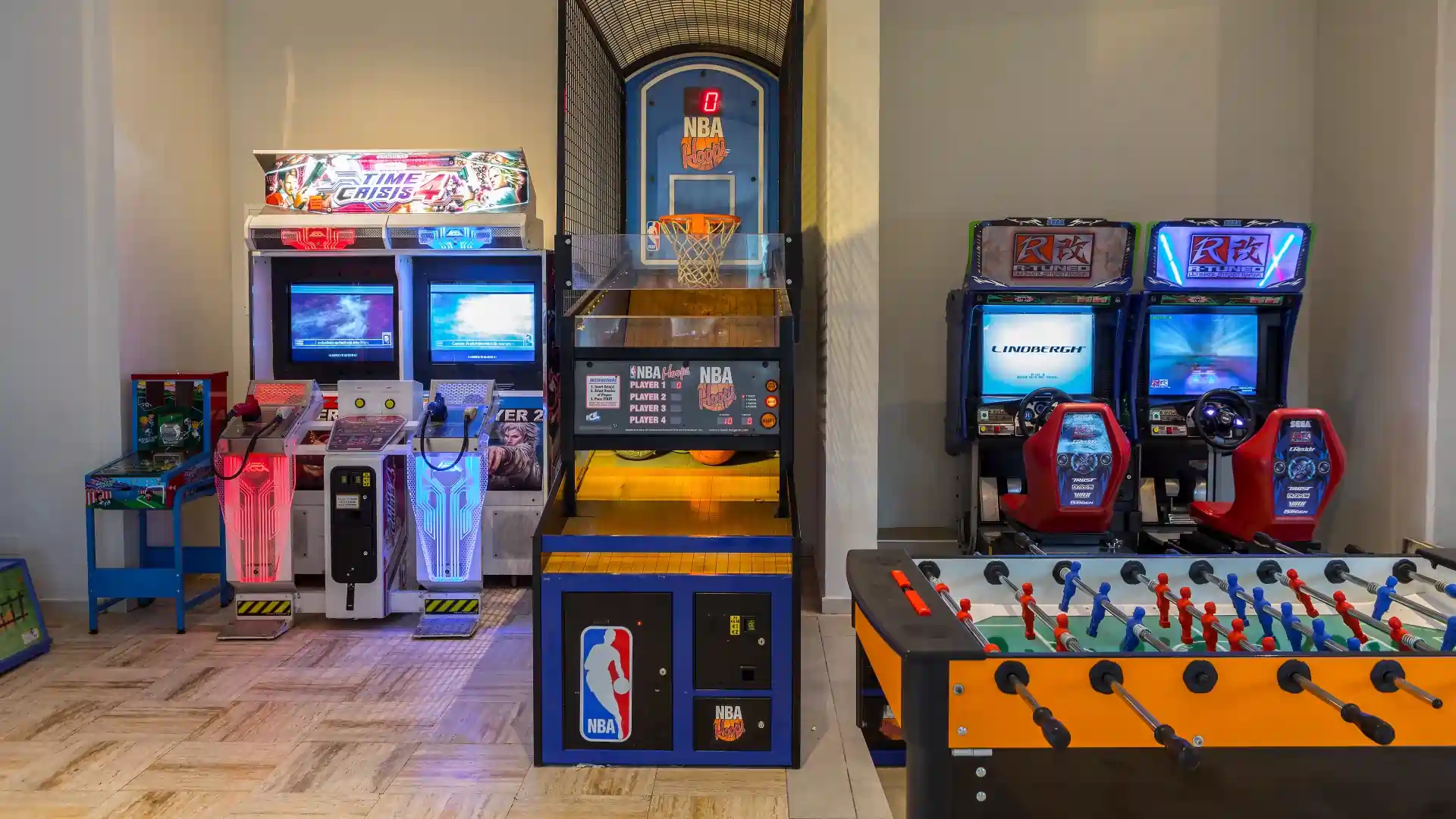 Photo Gallery Photo - funtacyArcade_05.webp