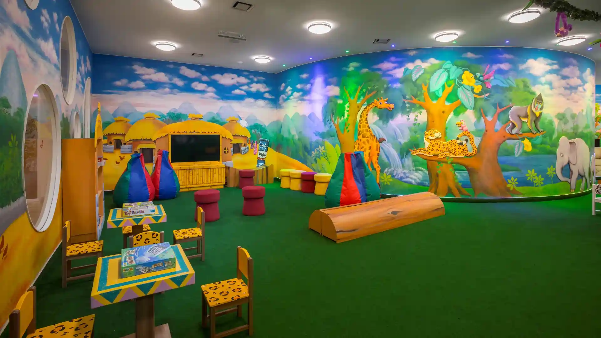 Photo Gallery Photo - leosJungleKingdomKidsClub_08.webp