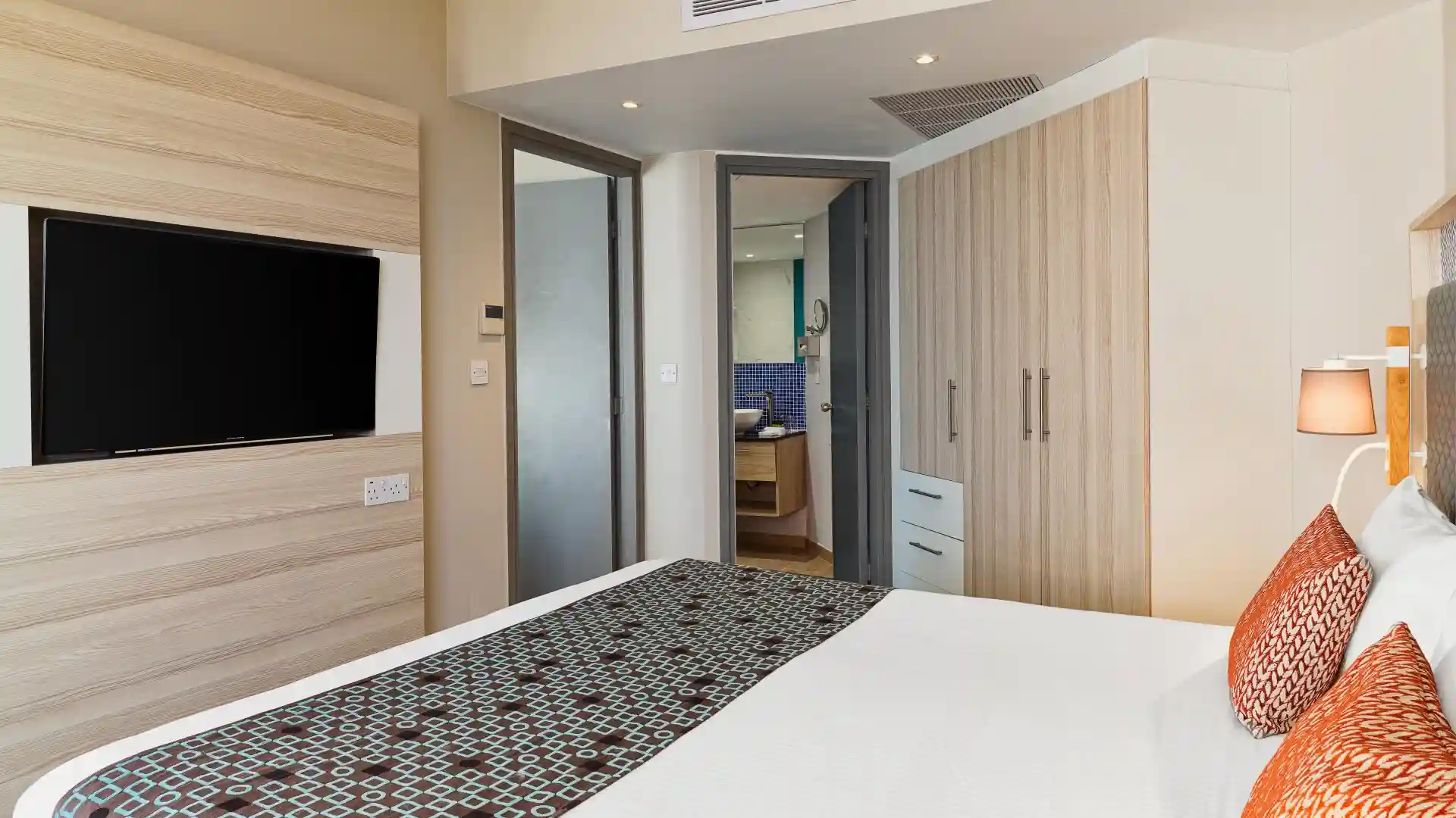 סוויטת אקזקיוטיב עם נוף לים