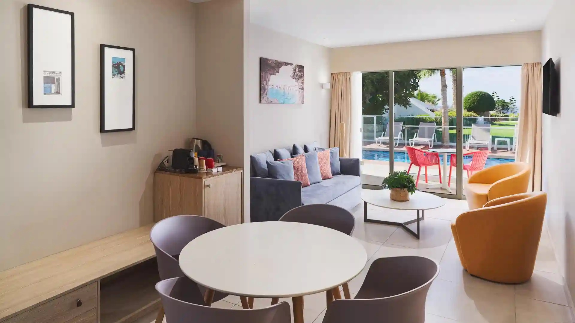 סוויטת אקזקיוטיב עם גישה לבריכה