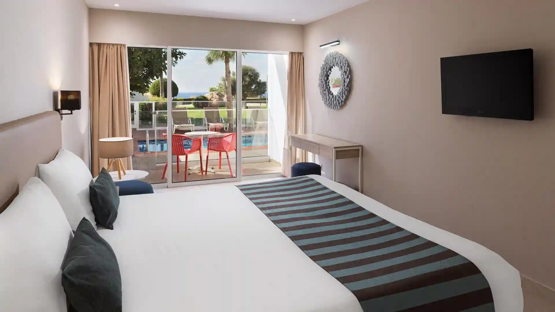 סוויטת אקזקיוטיב עם גישה לבריכה